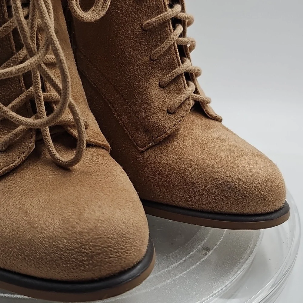 J Tan faux Suede Lace Up Boots with Sturdy Heel Sz 6 - Picture 4 of 11